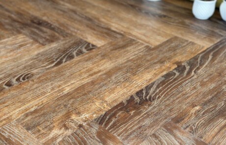 Rich Reclaimed Oak EL30 (Herringbone)