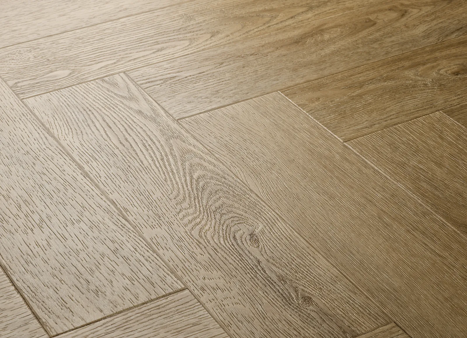 Holm Oak herringbone LVT